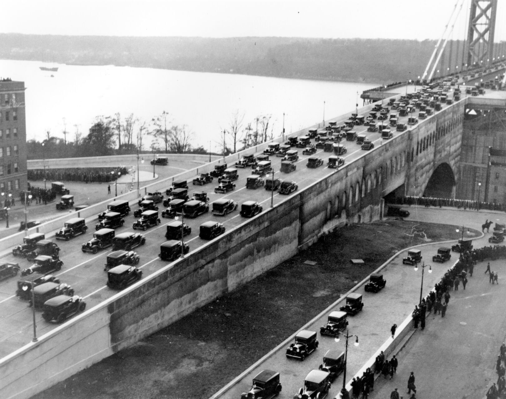 1931: The George Washington Bridge